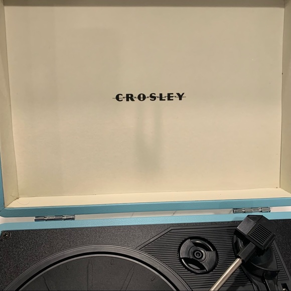 Crosley record player - Picture 3 of 7